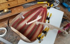 Muziekinstrumentenbouw 